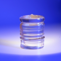 LiNbO3（铌酸锂）